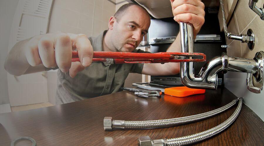 Expert burst pipe repair services in Balm, FL